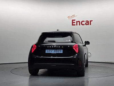 صورة 3 لـ 2024 MINI COOPER ELECTRIC