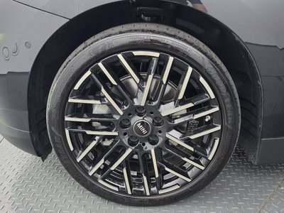 صورة 6 لـ 2024 MINI COOPER ELECTRIC