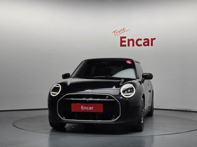صورة 2 لـ 2024 MINI COOPER ELECTRIC