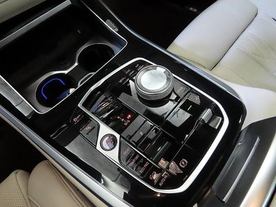 صورة مصغرة 12 لـ 2025 BMW X5