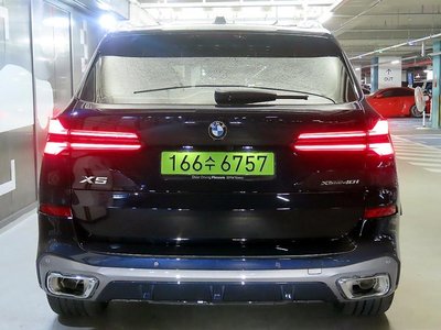 2025 BMW X5 — фото 6