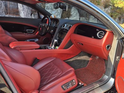 BENTLEY CONTINENTAL - 9