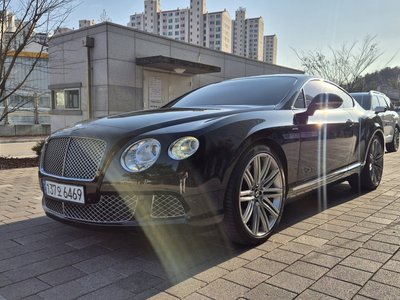 BENTLEY CONTINENTAL - 6