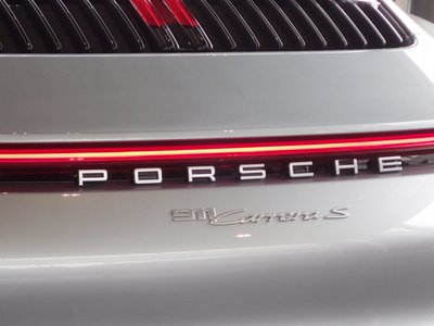 PORSCHE 911 - 6