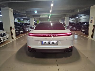 PORSCHE PANAMERA - 2