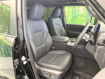 TOYOTA LAND CRUISER 250 - 8