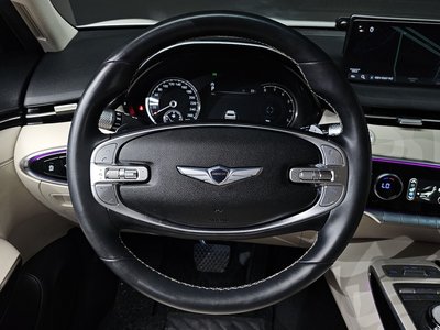 2021 Genesis GV70 — миниатюра 16