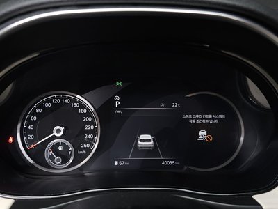 2021 Genesis GV70 photo 8