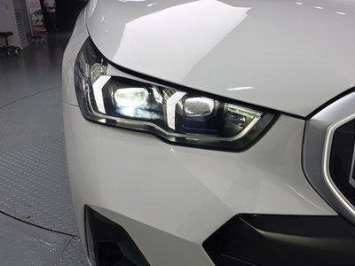 2024 BMW 5 SERIES photo 10