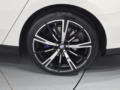 2024 BMW 5 SERIES photo 9