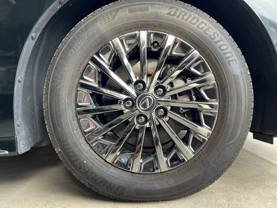 2024 Lexus LM — миниатюра 24