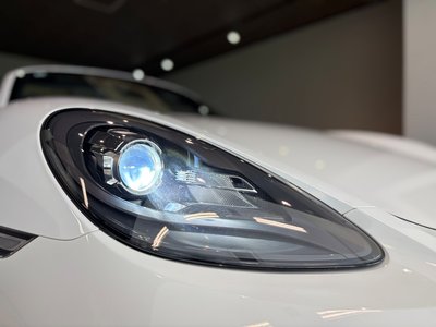 صورة مصغرة 49 لـ 2017 Porsche 718
