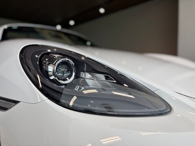 صورة مصغرة 48 لـ 2017 Porsche 718