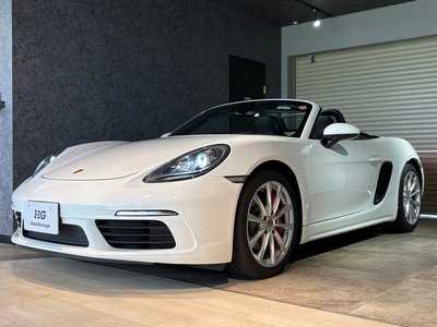 صورة 13 لـ 2017 Porsche 718