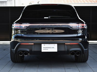 صورة 8 لـ 2025 Porsche MACAN
