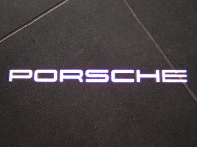 2025 Porsche MACAN — миниатюра 33