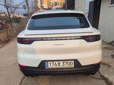 PORSCHE CAYENNE - 8
