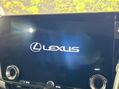 صورة 4 لـ 2023 Lexus NX