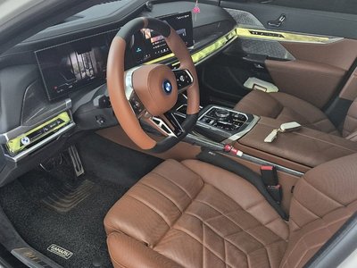 BMW I7 - 3