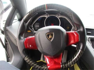 LAMBORGHINI AVENTADOR - 3