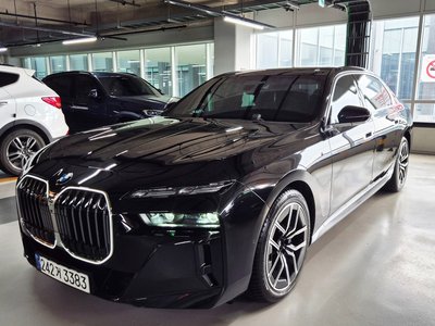 BMW 7 SERIES - 5
