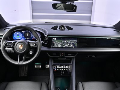 PORSCHE MACAN - 5
