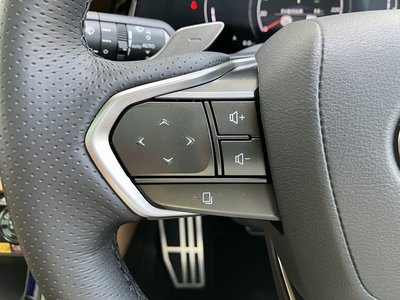 2025 Lexus NX — миниатюра 40
