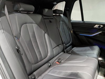 2020 BMW X5 缩略图 18