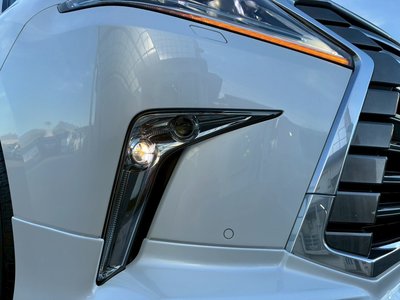 LEXUS LX - 8