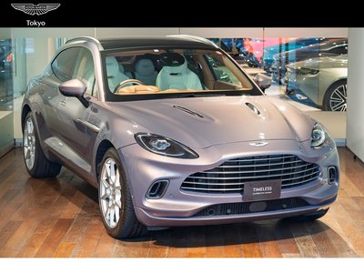 ASTON MARTIN DBX