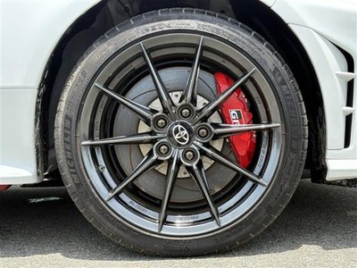 2025 Toyota GR YARIS thumbnail 24