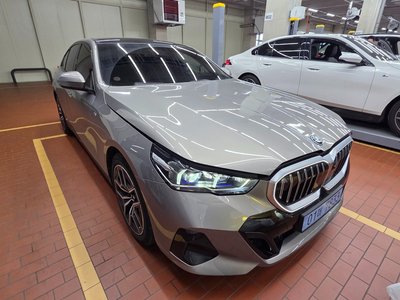 2025 BMW I5 照片 6