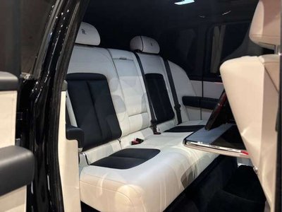 2019 ROLLS-ROYCE CULLINAN 缩略图 38