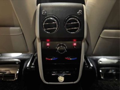 2019 ROLLS-ROYCE CULLINAN 缩略图 44