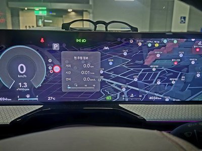 2025 Genesis GV80 photo 6