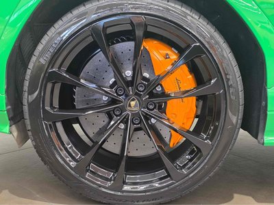 LAMBORGHINI URUS - 10