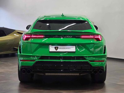 LAMBORGHINI URUS - 2