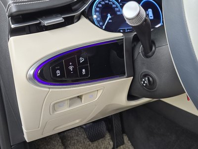 2021 Genesis GV70 — миниатюра 18