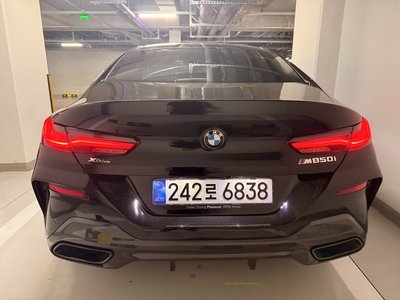 2025 BMW 8 SERIES 照片 2