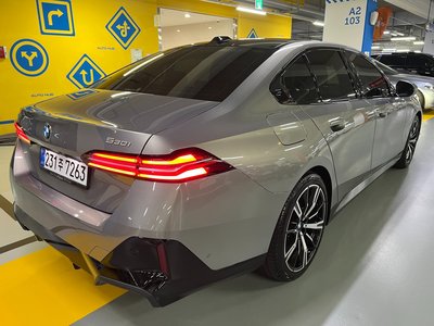 2026 BMW 5 SERIES photo 4