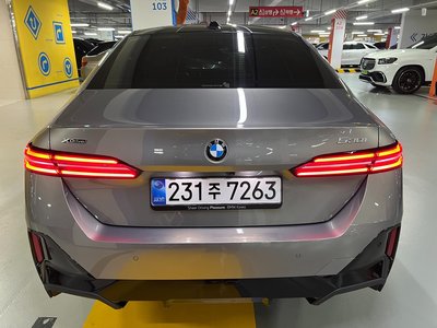 2026 BMW 5 SERIES photo 6