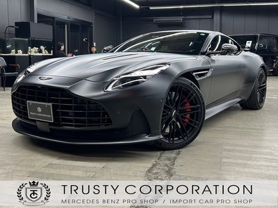 ASTON MARTIN DB12 - 1