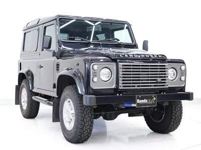 LAND ROVER DEFENDER - 10