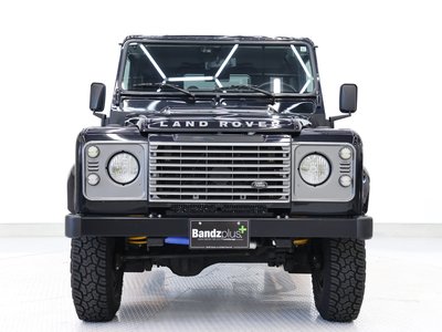 LAND ROVER DEFENDER - 3