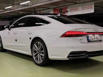 AUDI A7 - 7