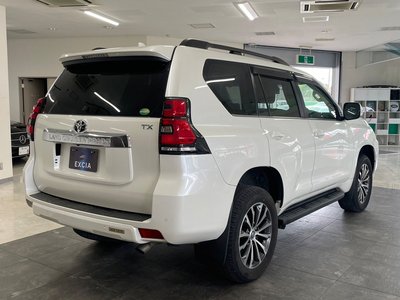 TOYOTA LAND CRUISER PRADO - 9