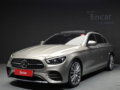 MERCEDES-BENZ E-CLASS - 1