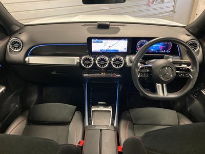 MERCEDES-BENZ GLB - 4