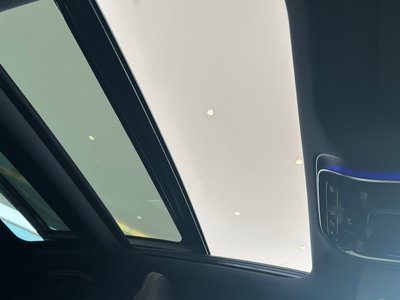 2025 Mercedes-BENZ C-CLASS — миниатюра 38