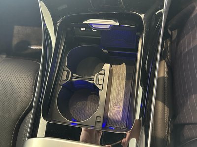 2025 Mercedes-BENZ C-CLASS — миниатюра 17